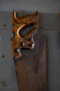 For Seal - die Säge war nur für das Zerlegen von (gefrorenen) Robben gedacht